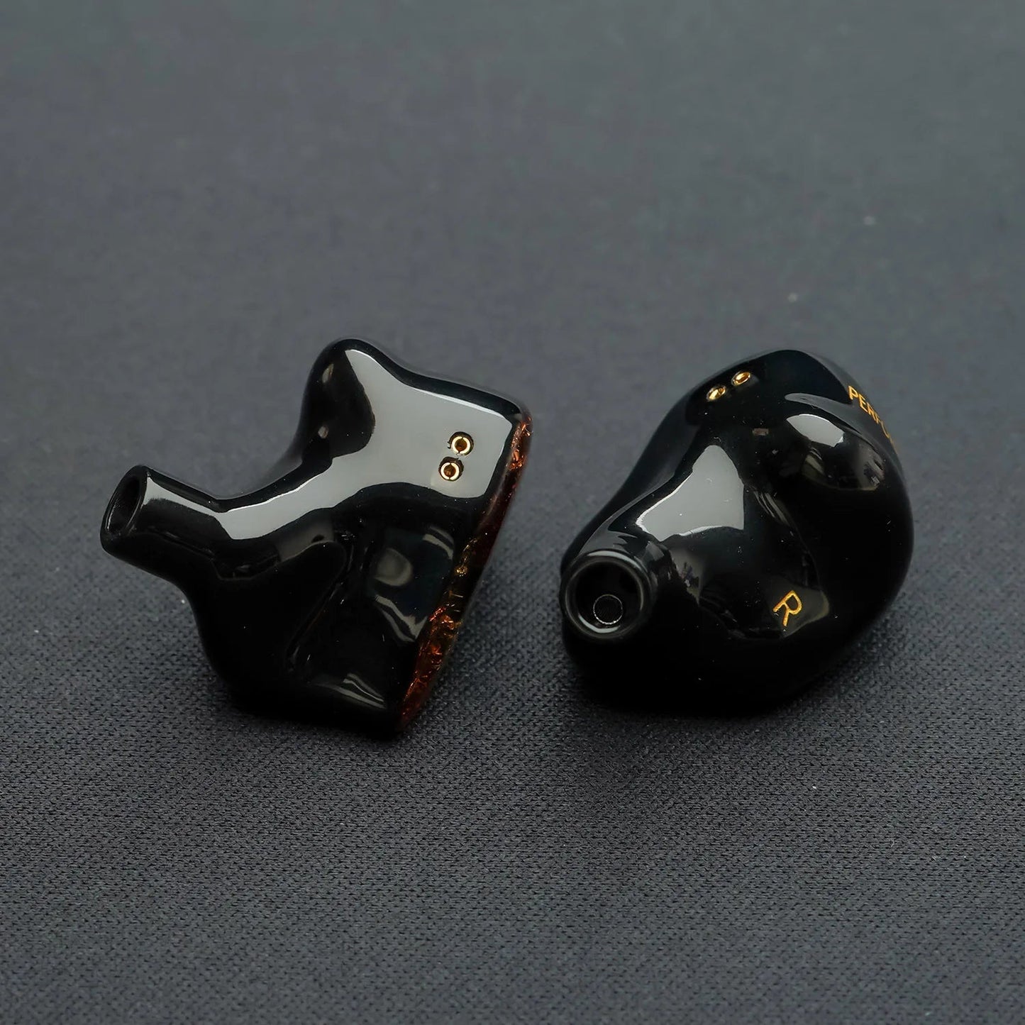 AFUL Performer 8/Performer8 Hybrid Drivers Wired Earphones 1DD+ 7BA in - Ear - The HiFi Cat