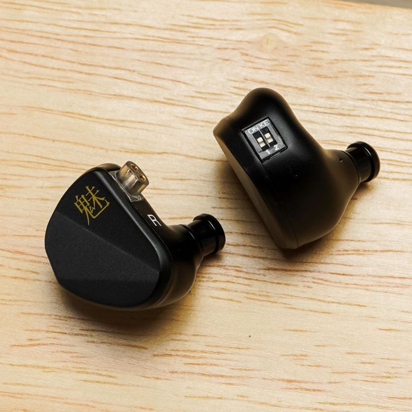 CVJ Mei 1DD + 2BA Knowles Balanced Armature Hybrid In - Ear Earphone IEM - The HiFi Cat