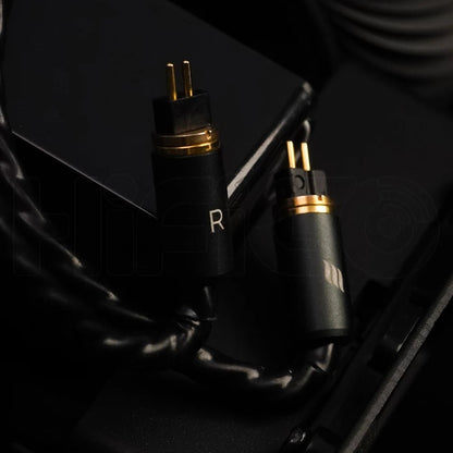 Effect Audio DIONYSUS Earphone Cable | Gold - Plated Silver | 8 Wires 26AWG - The HiFi Cat