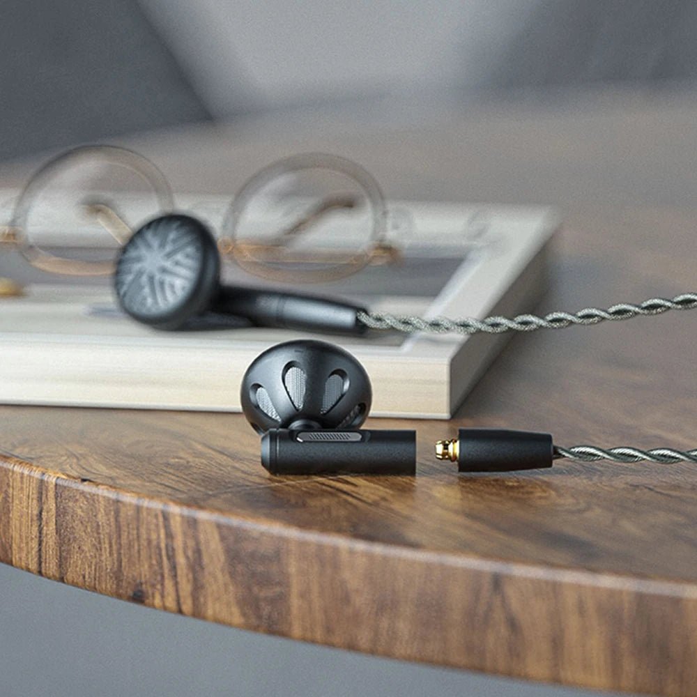 FiiO FF5 1DD 14.2mm Carbon-based Dynamic Driver Earbuds Hi-Res FiiO FF5 1DD 14.2mm Carbon-based Dynamic Driver Earbuds Hi-Res