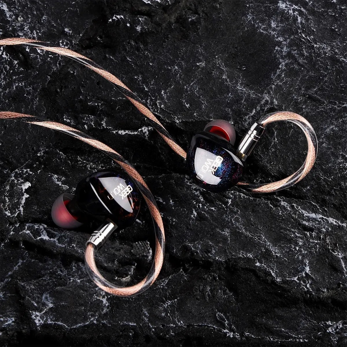 Geek Wold new GK200 IEMs 6BA+2DD+2PZT Hybrid Driver In - ear monitor - The HiFi Cat