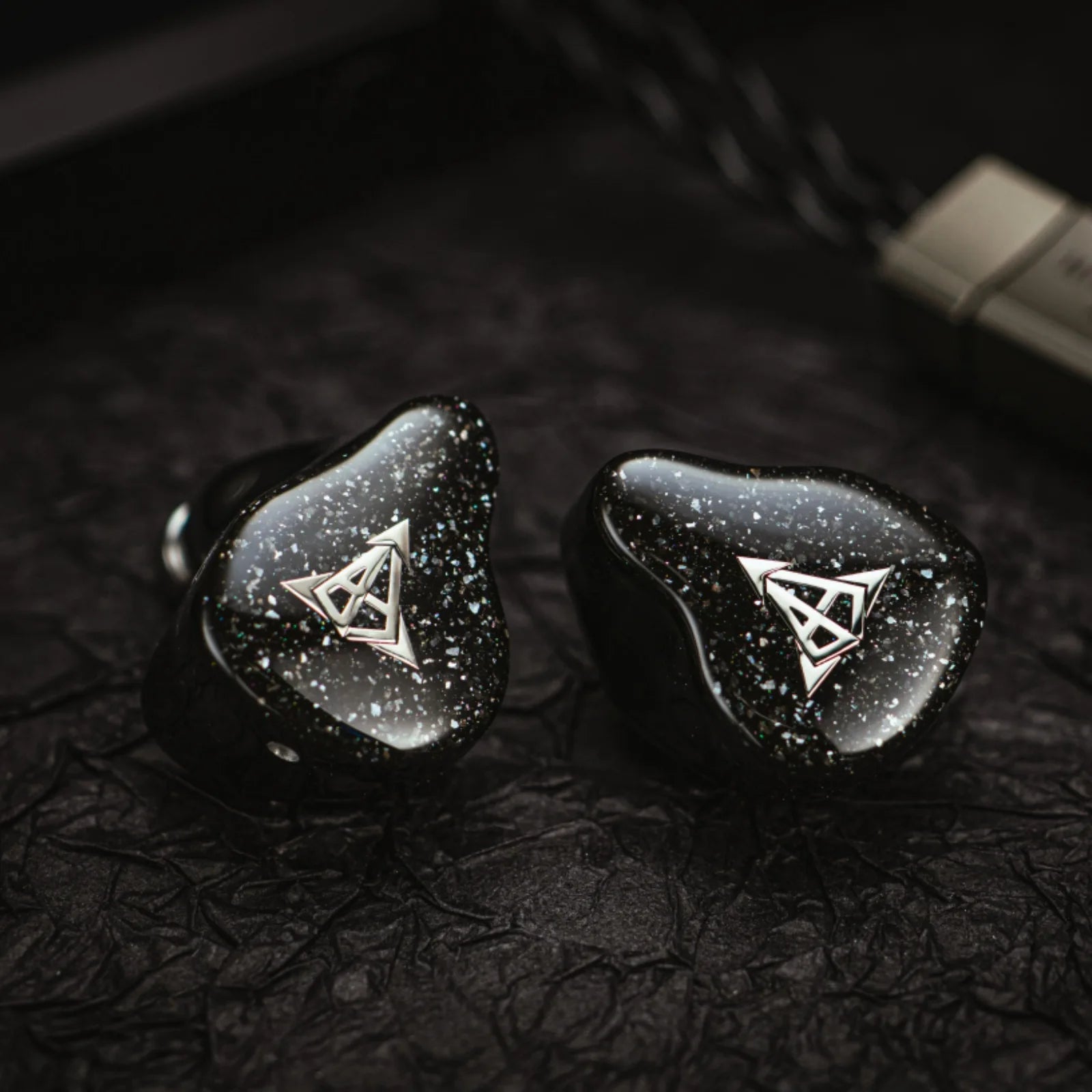 Hisenior Mega7 7 - Drivers Hybrid HiFi IEM 4BAs(Sonion)+2BAs(Knowles) +1DD - The HiFi Cat