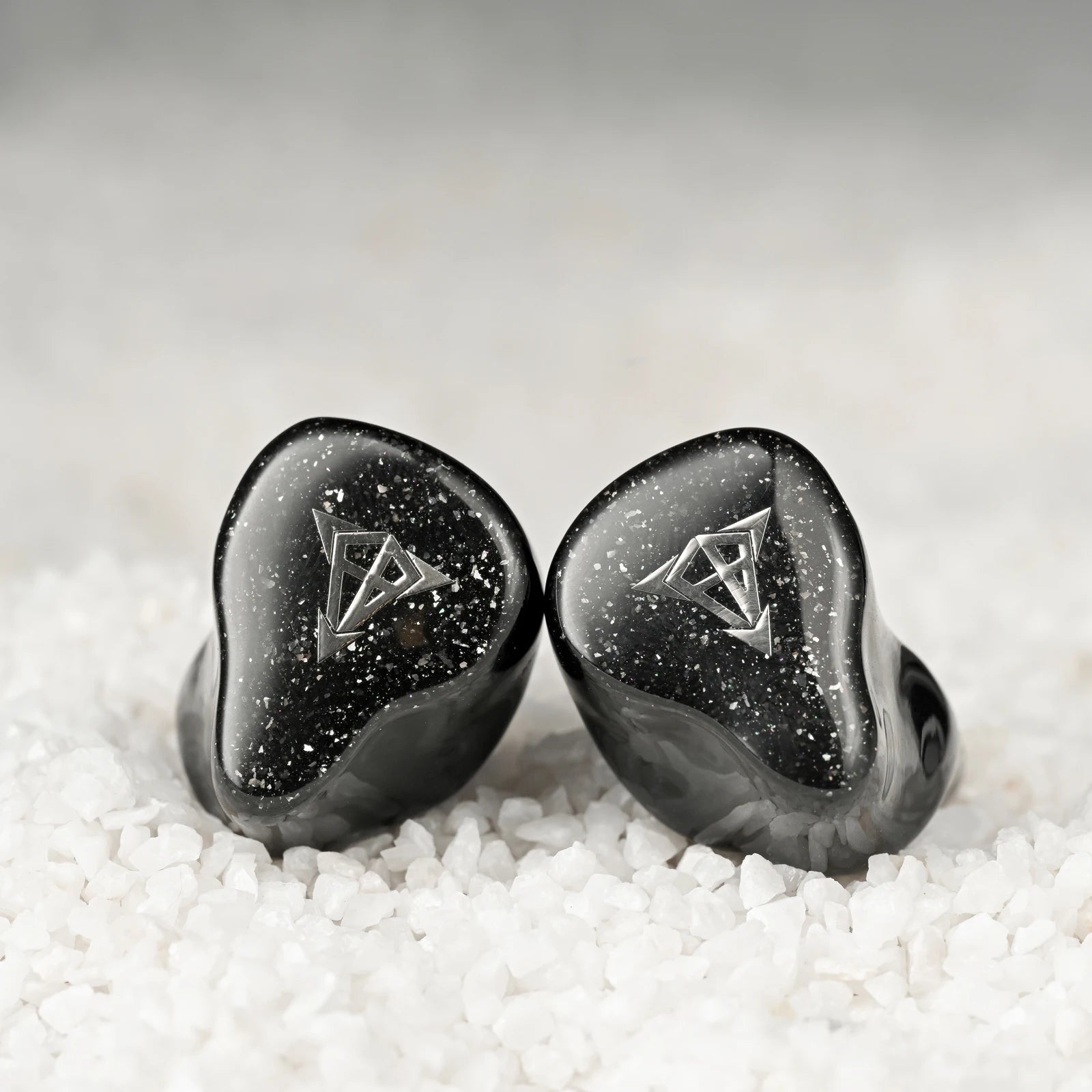 Hisenior Mega7 7-Drivers Hybrid HiFi IEM 4BAs(Sonion)+2BAs(Knowles