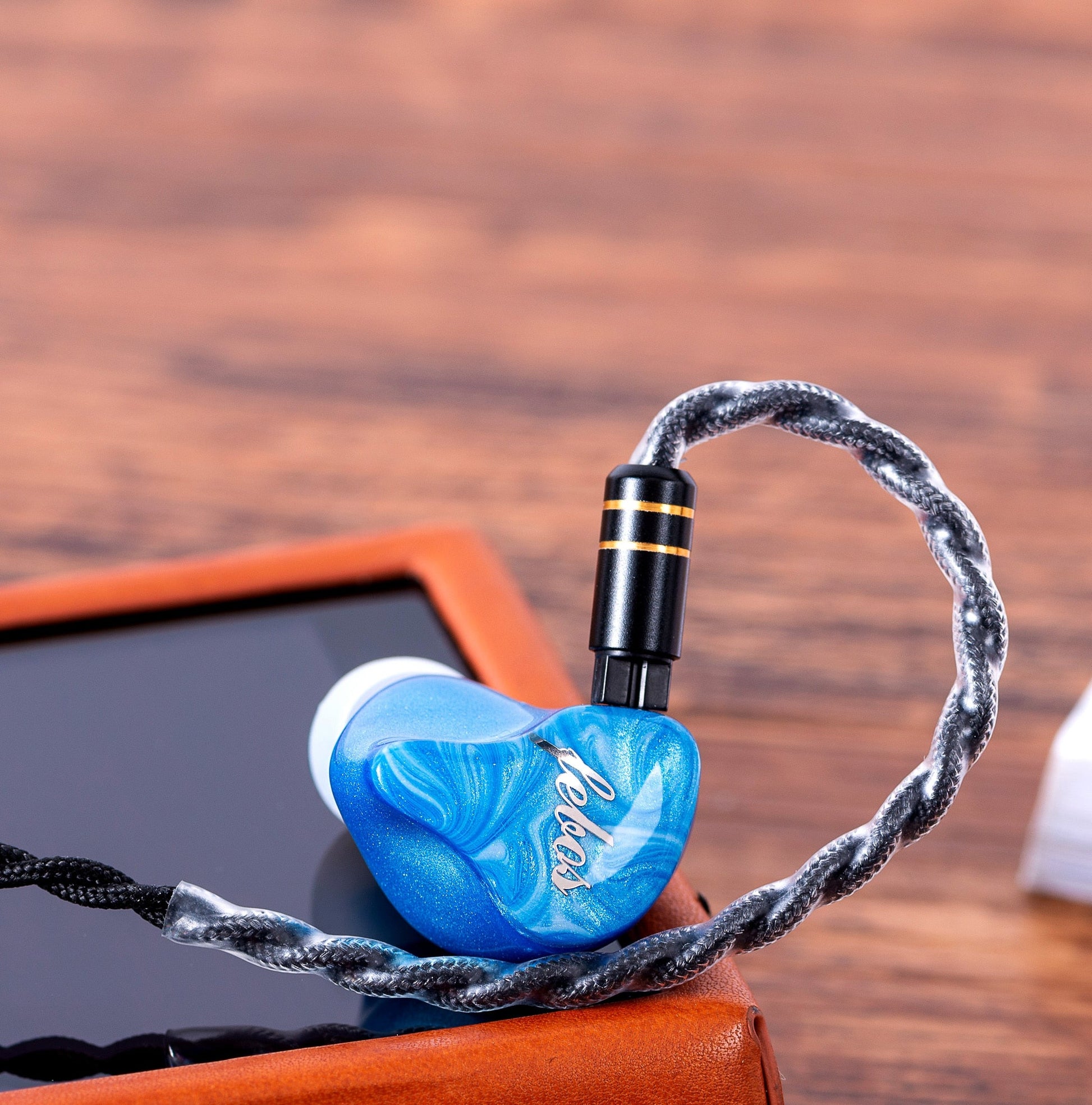 Hisenior T4 4 - Driver Universal 4BA In - Ear Monitors with Air4C 4.4mm Cable - The HiFi Cat