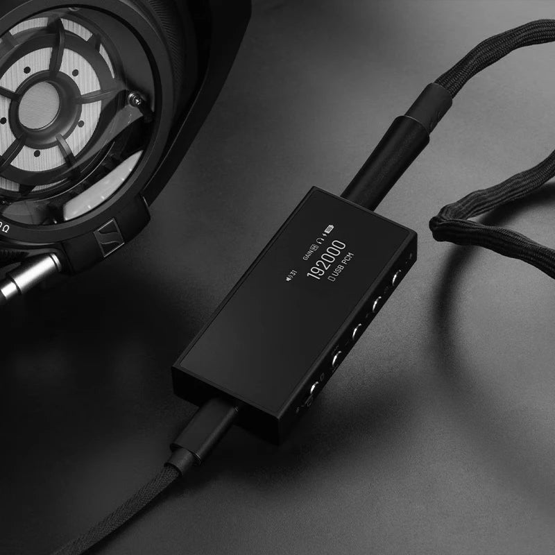 Questyle M18i Portable Bluetooth Lossless Decoding Headphone Amplifier With DAC - The HiFi Cat