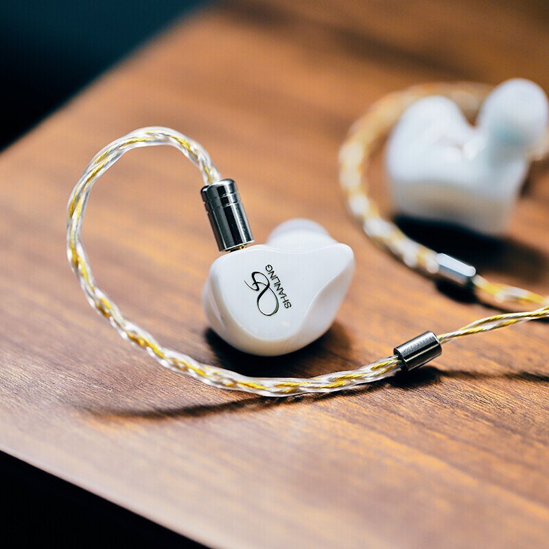 Shanling ME700 Lite In - Ear Earphone Five - driver Hybrid High - End Earphones With Premium MMCX Connectors - The HiFi Cat