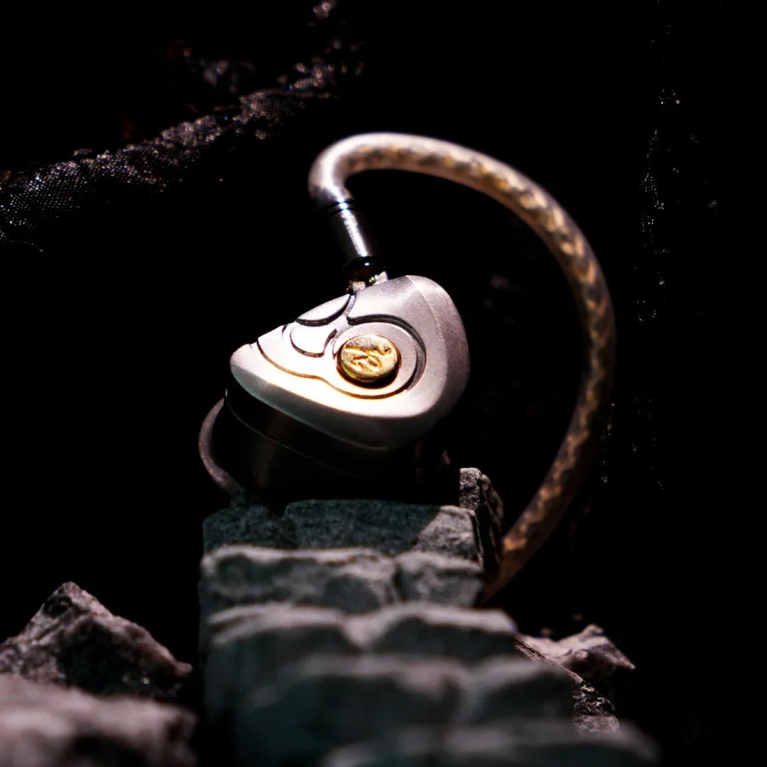 TANGZU THE KING WUKONG 1DD+6BA+4EST In - ear monitors earphones - The HiFi Cat