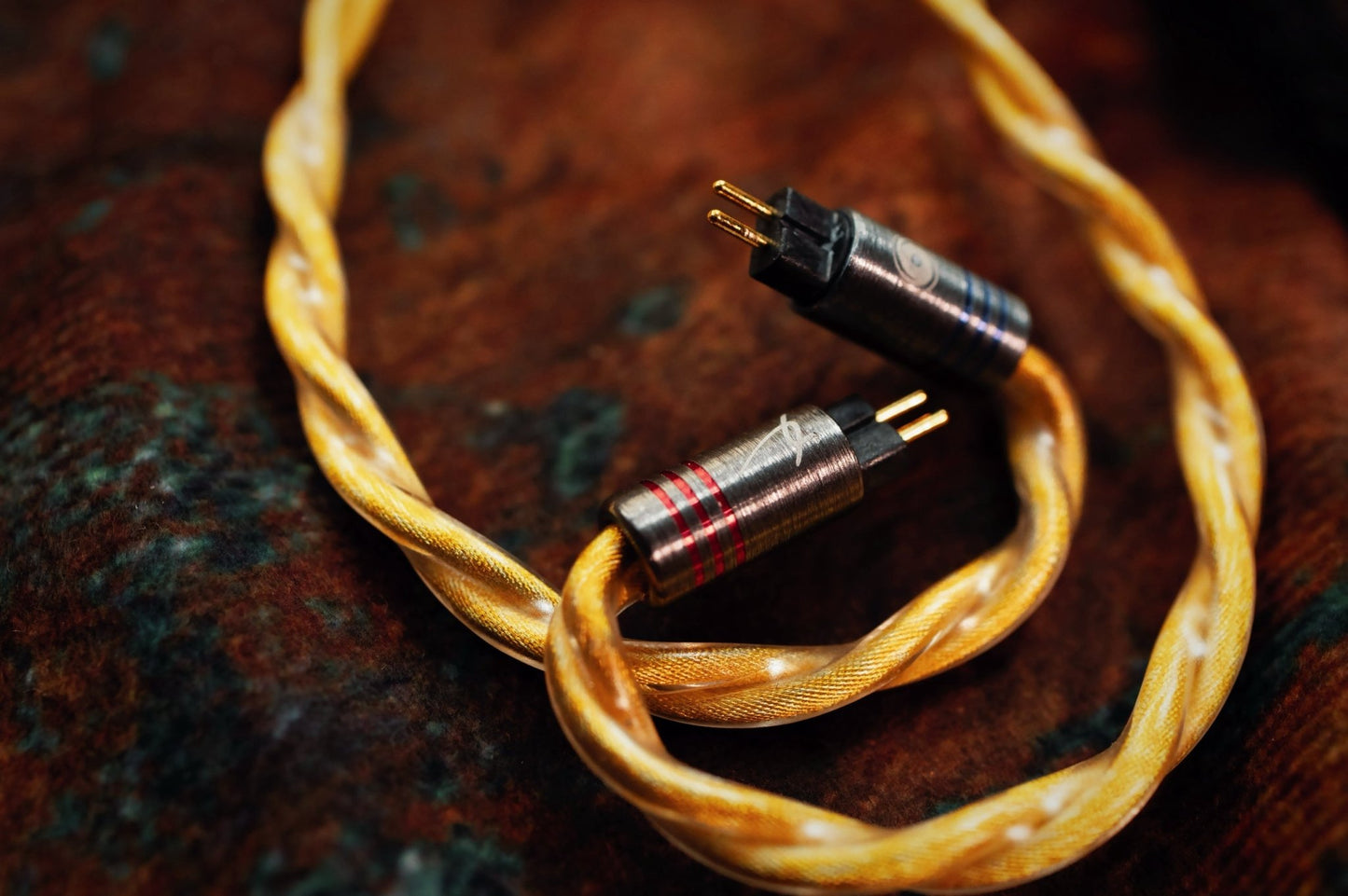 XONE 2025 Sun God SOL Flagship 7N single - crystal copper gold - plated Headphone Cable - The HiFi Cat